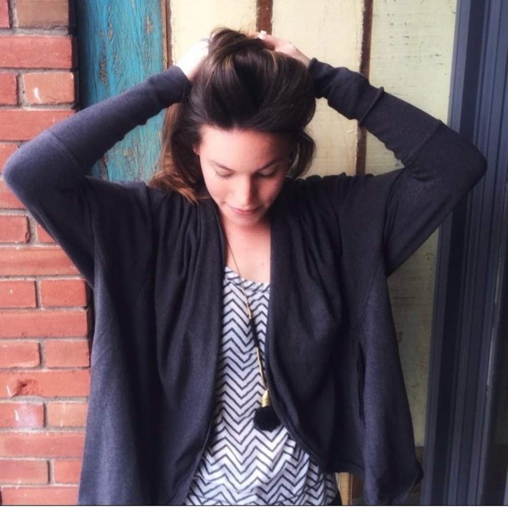 Lululemon To and Flow Wrap Cardigan Gray 12